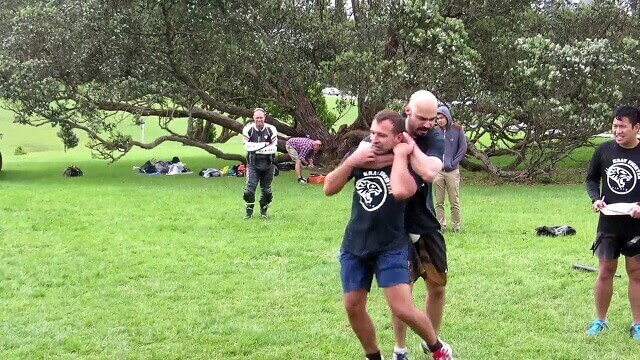 Krav Maga Auckland | Self Defence - Chokes, Ground Fighting